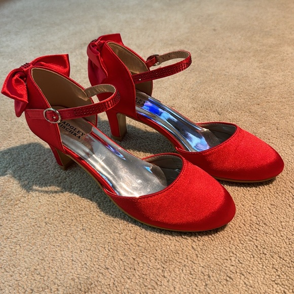 Badgley Mischka Satin Bow heels - Picture 2 of 6
